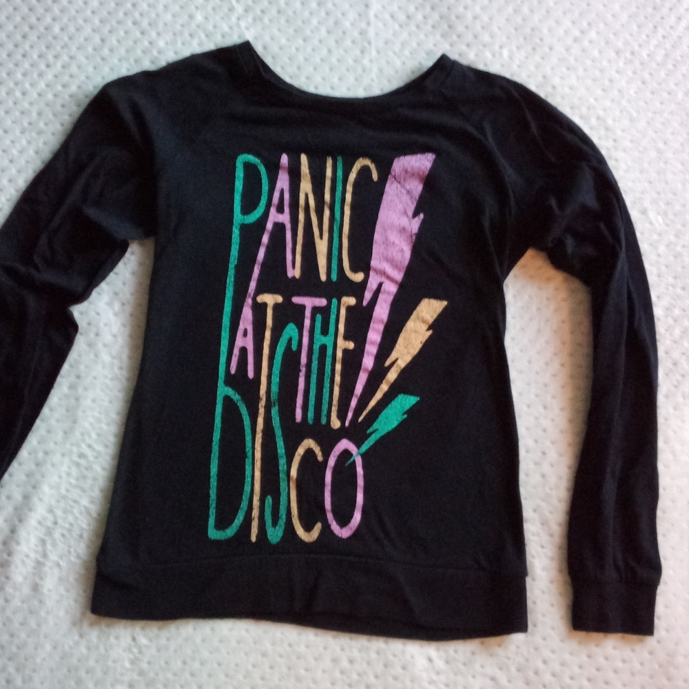 💙 🔥Panic! At the Disco long-sleeve lightning bolt pullover top. - Picture 6 of 9